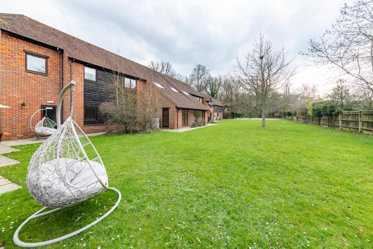 Hotel The Grange On Warbrook Estate Hook  Exterior foto